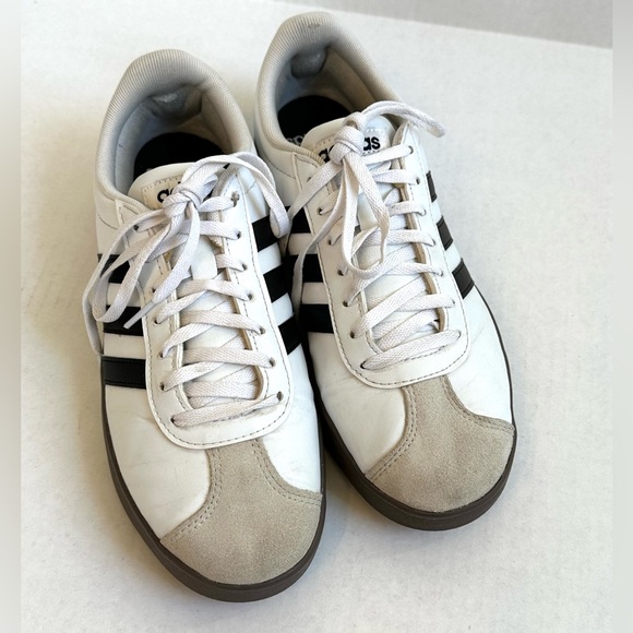 adidas VL Court Base Classic White/Black Sneakers with Suede Toe Sz 7.5 - Picture 2 of 8